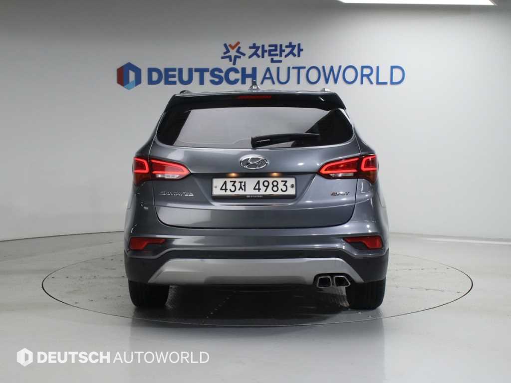 HYUNDAI Santa Fe - Vista 4
