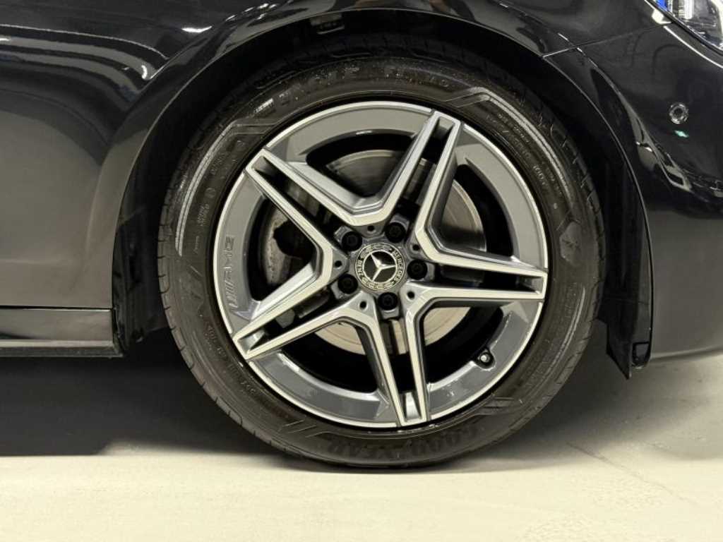 Mercedes Benz E class - Vista 6