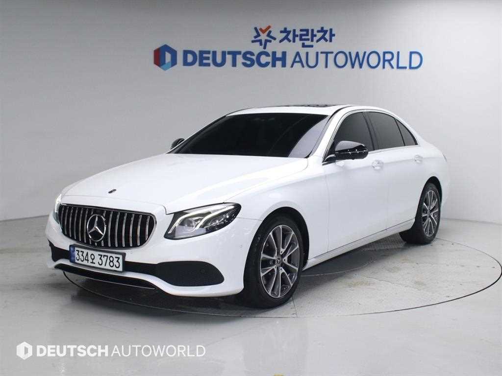 Mercedes Benz E class 2018 Blanco - Importación desde Corea - HF Imports Iquique - Foto 1