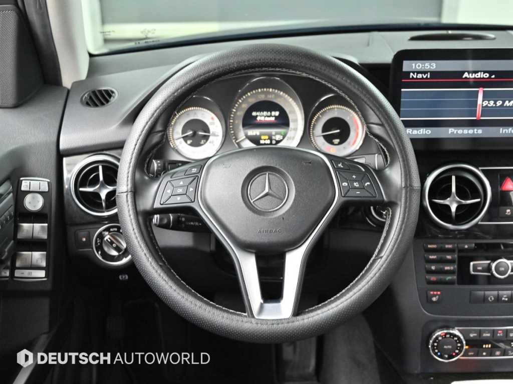 Mercedes Benz GLK Class 2015 Negro - Importación desde Corea - HF Imports Iquique - Foto 13