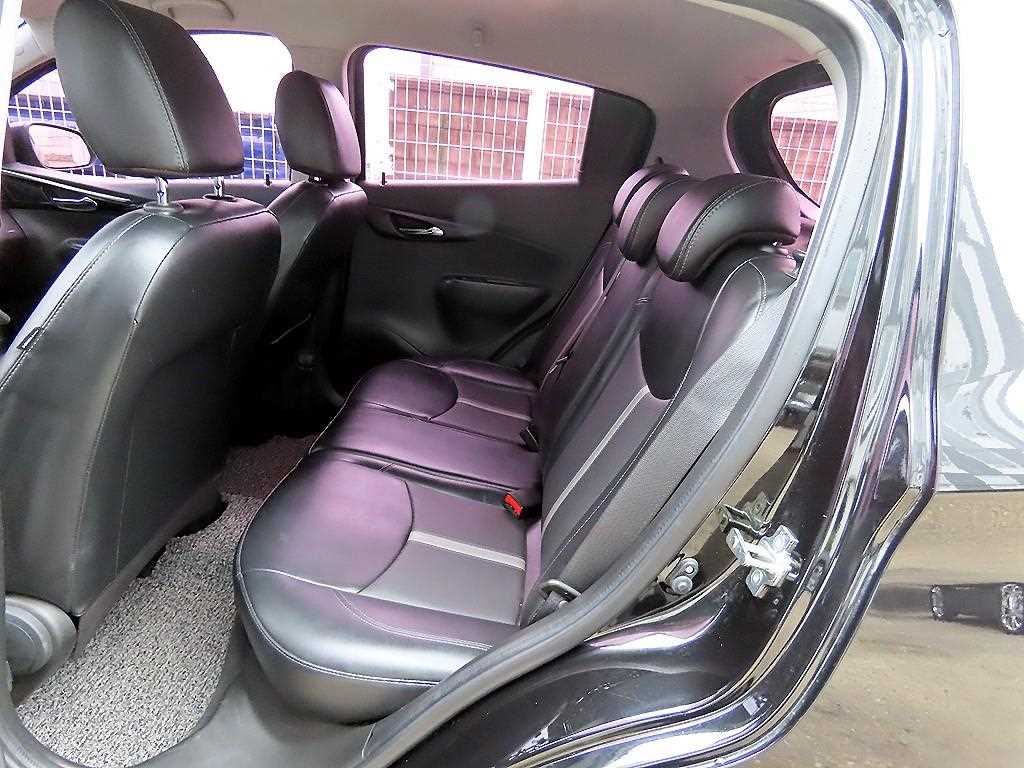 Chevrolet Spark - Vista 6