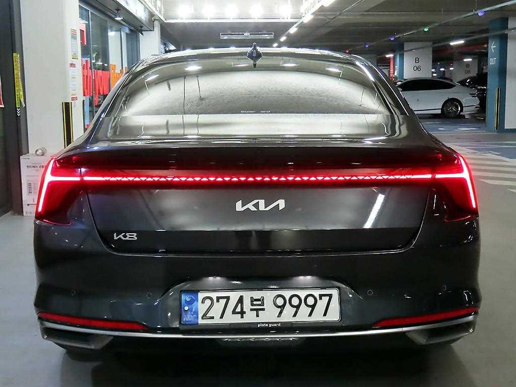 KIA K8 - Vista 5