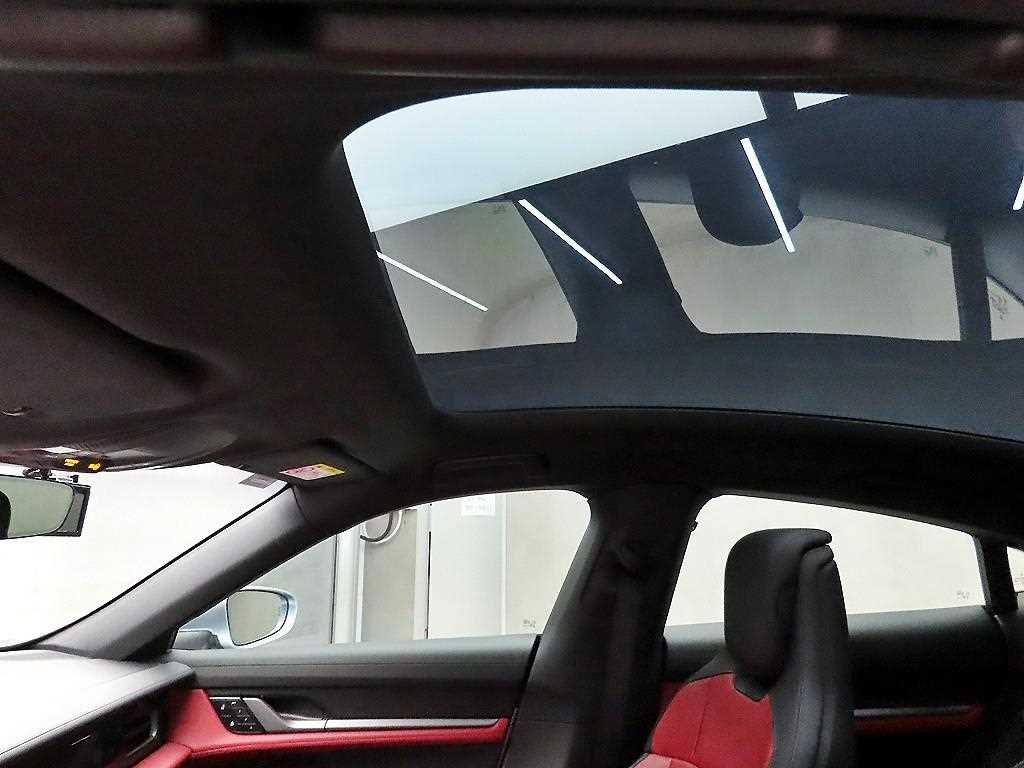 Porsche Taycan 2025 Plateado - Importación desde Corea - HF Imports Iquique - Foto 16