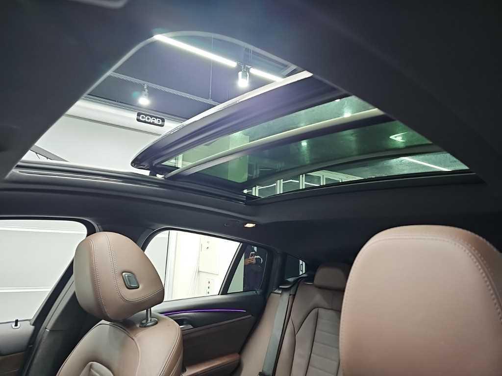 BMW X4 2023 Negro - Importación desde Corea - HF Imports Iquique - Foto 14
