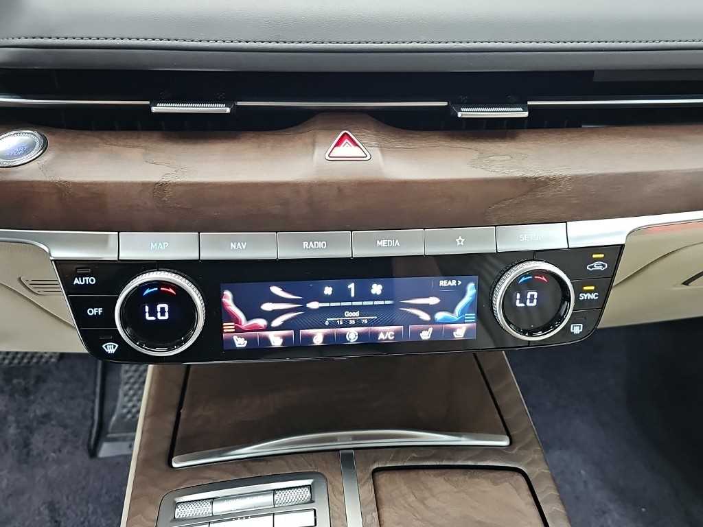 Genesis G80 - Vista 10