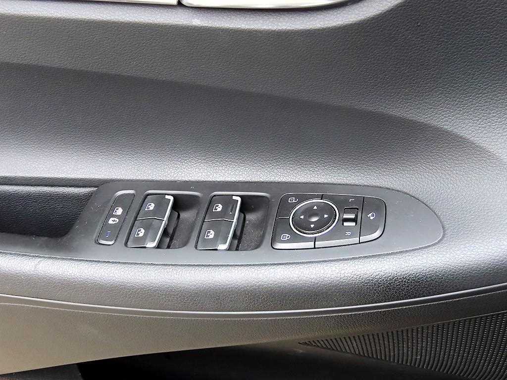 HYUNDAI Grandeur - Vista 11