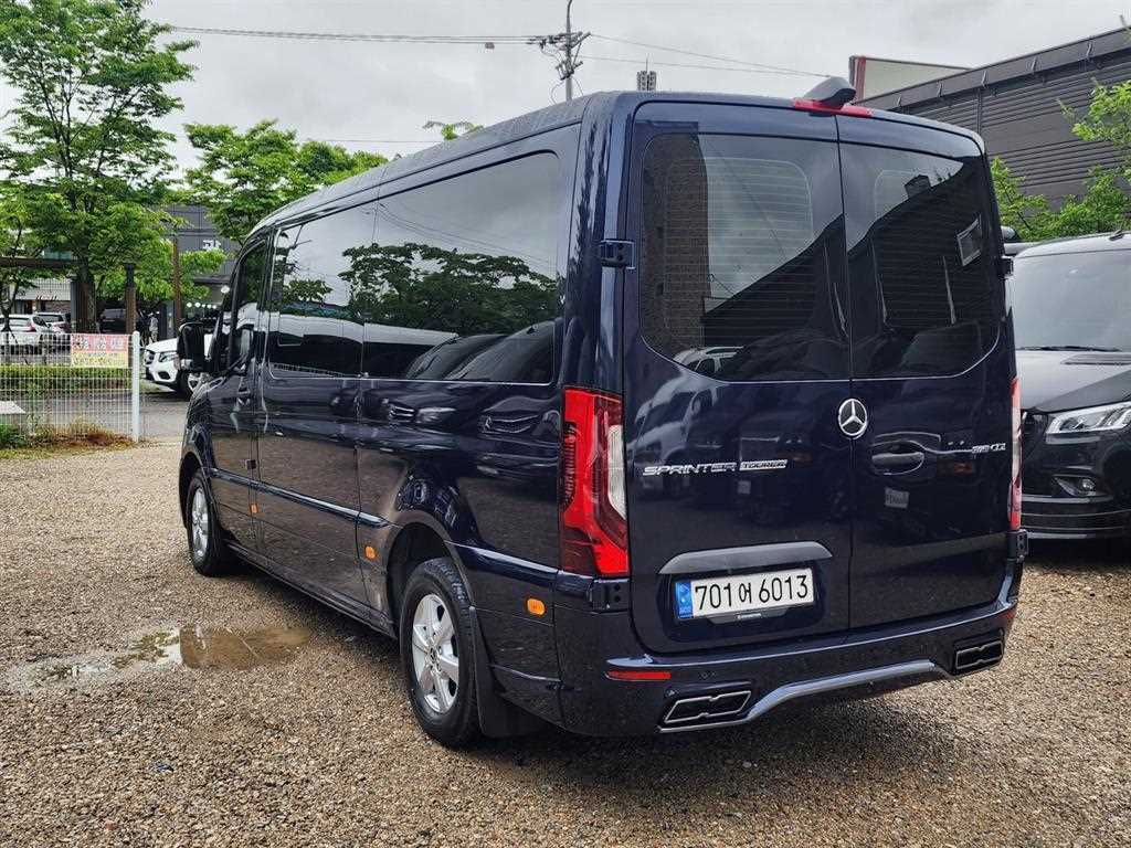 Mercedes Benz Sprinter - Vista 6
