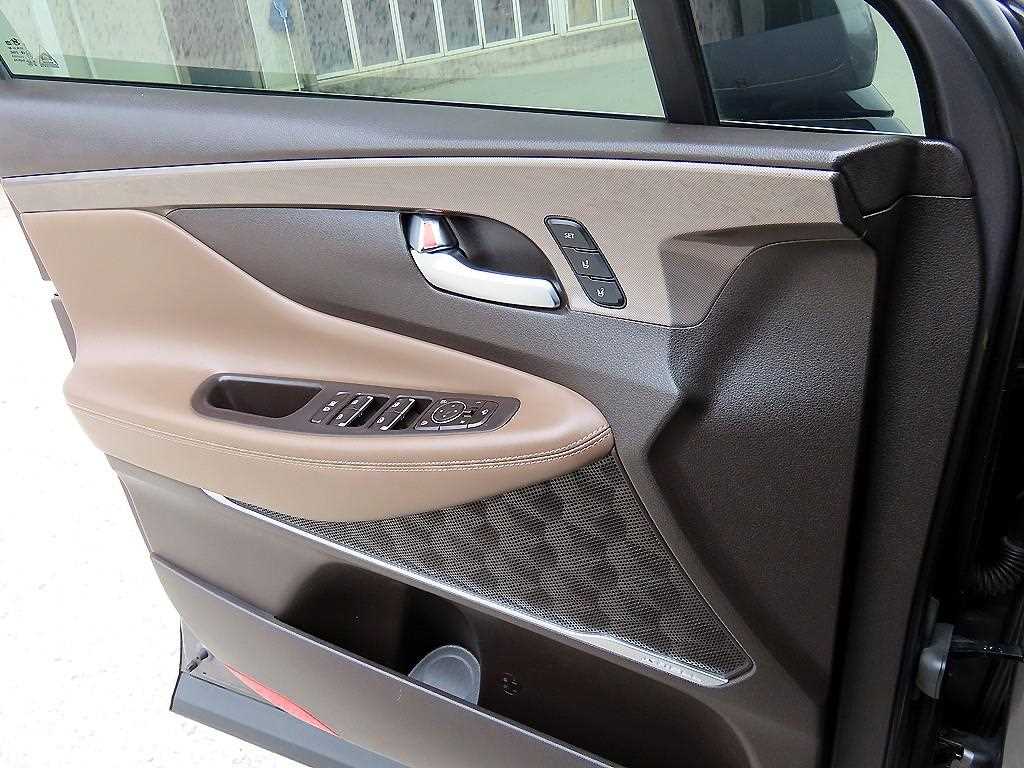 HYUNDAI Santa Fe - Vista 12