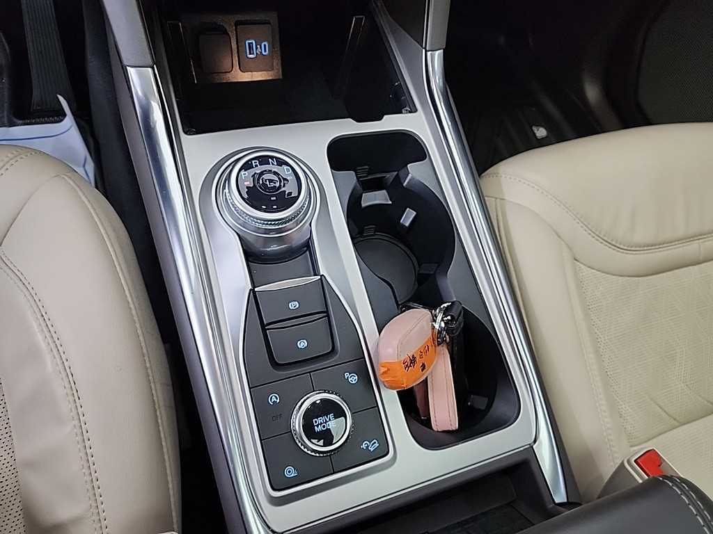 Ford Explorer - Vista 8