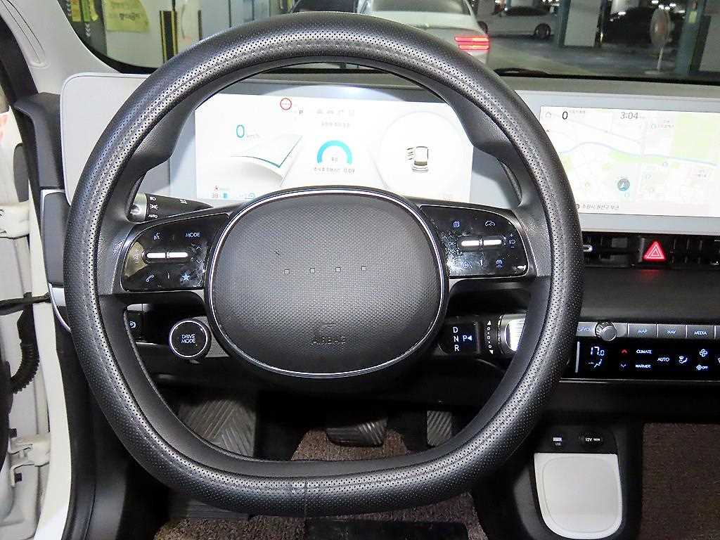 HYUNDAI Ioniq 5 - Vista 8