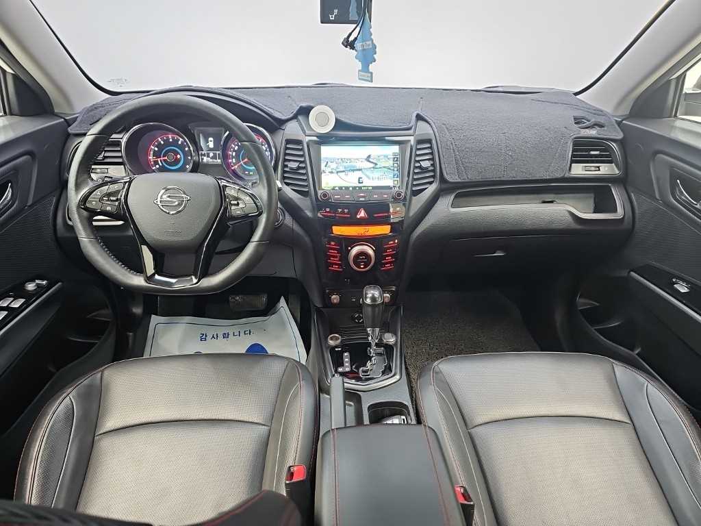 Ssangyong Tivoli - Vista 7
