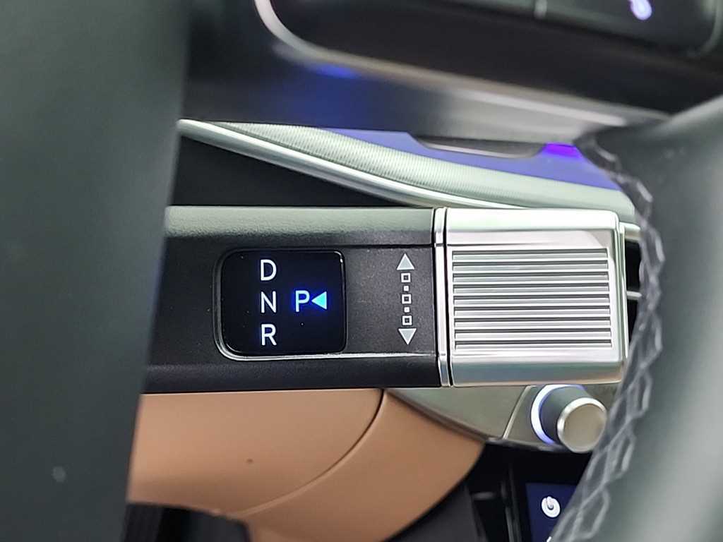 HYUNDAI Grandeur - Vista 8