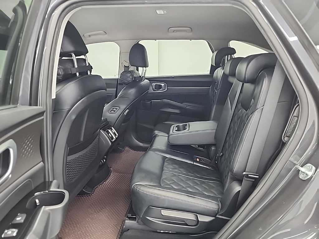 KIA Sorento - Vista 12