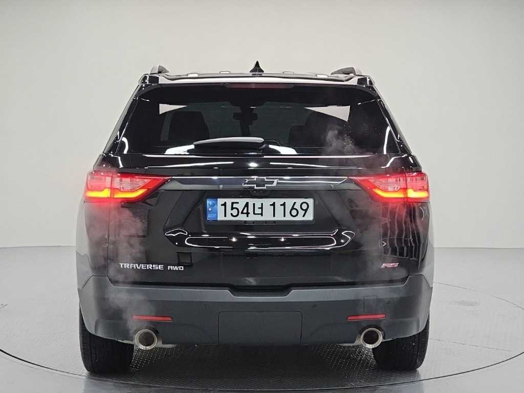 Chevrolet Travers - Vista 3