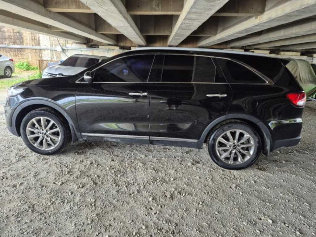 KIA Sorento - Vista 3