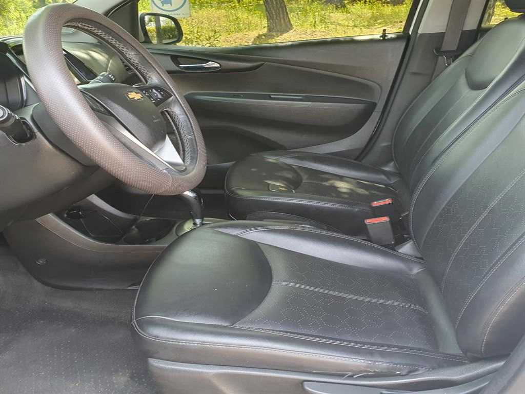 Chevrolet Spark - Vista 11