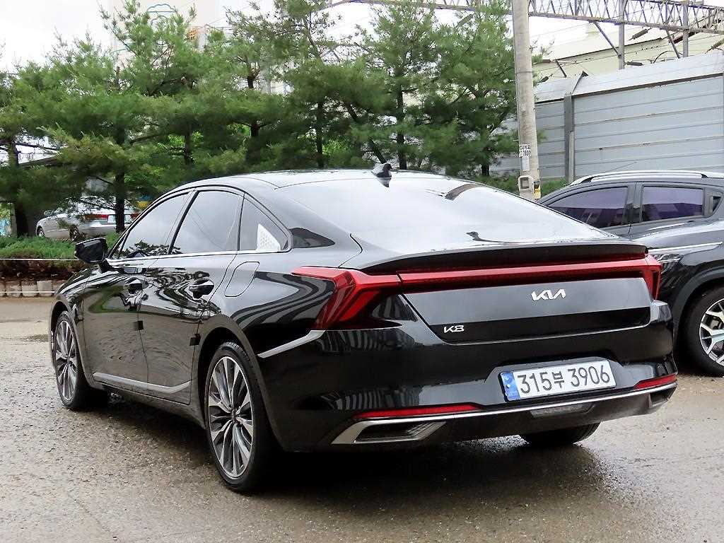 KIA K8 - Vista 3