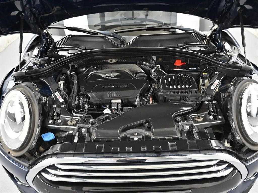 Mini Clubman - Vista 6