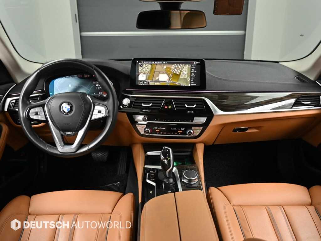 BMW 5 Series - Vista 7