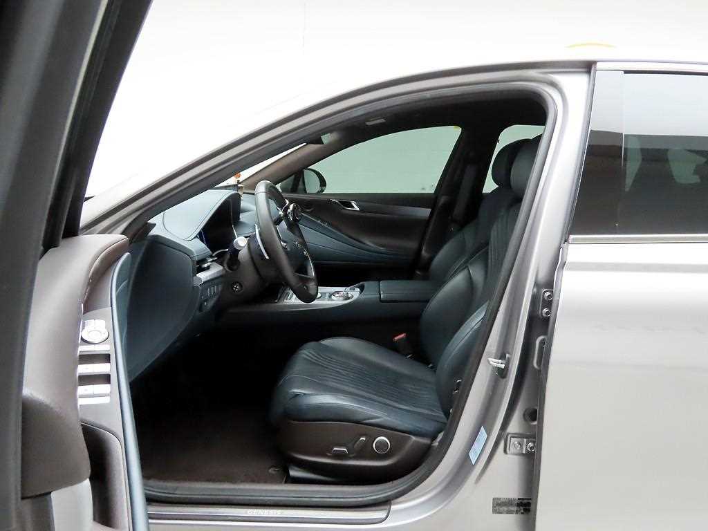 Genesis G80 - Vista 11