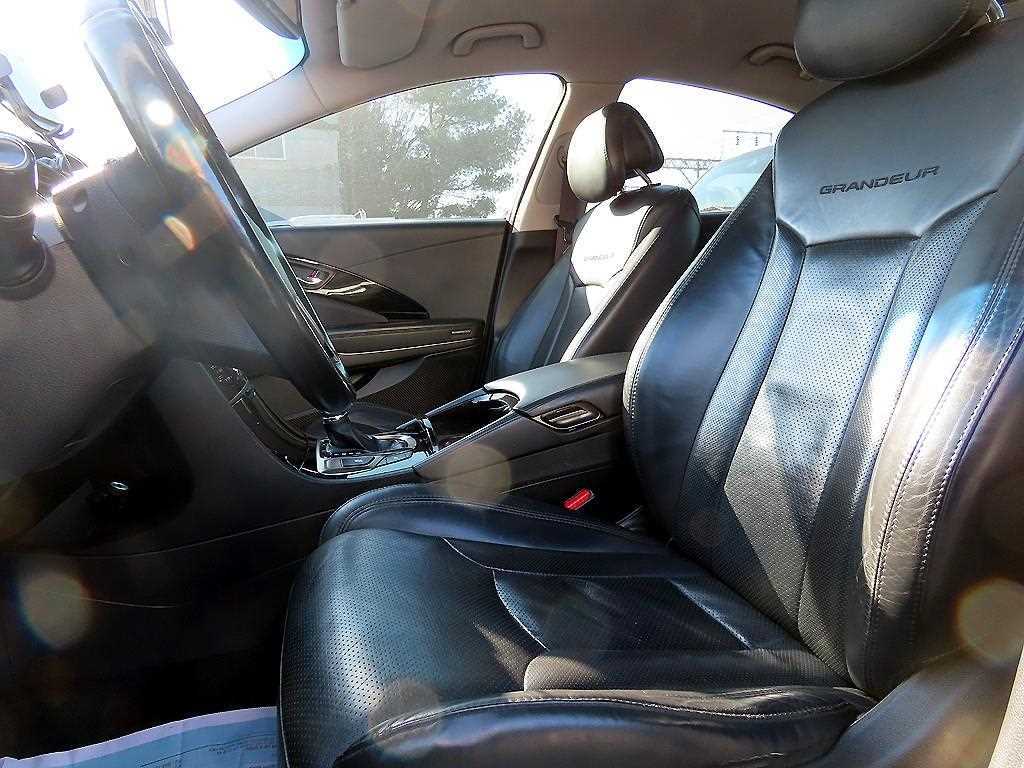HYUNDAI Grandeur - Vista 5