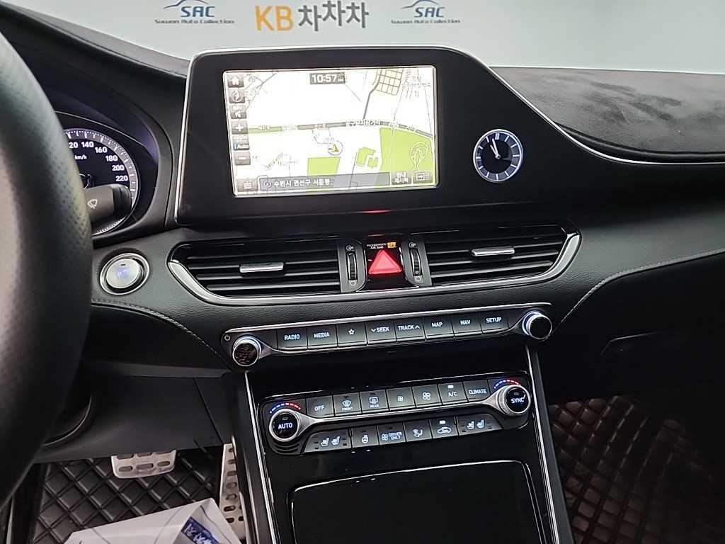 HYUNDAI Grandeur - Vista 10
