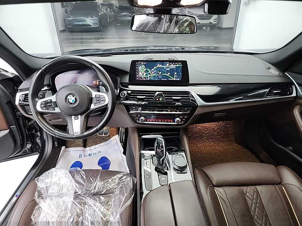BMW 5 Series - Vista 7