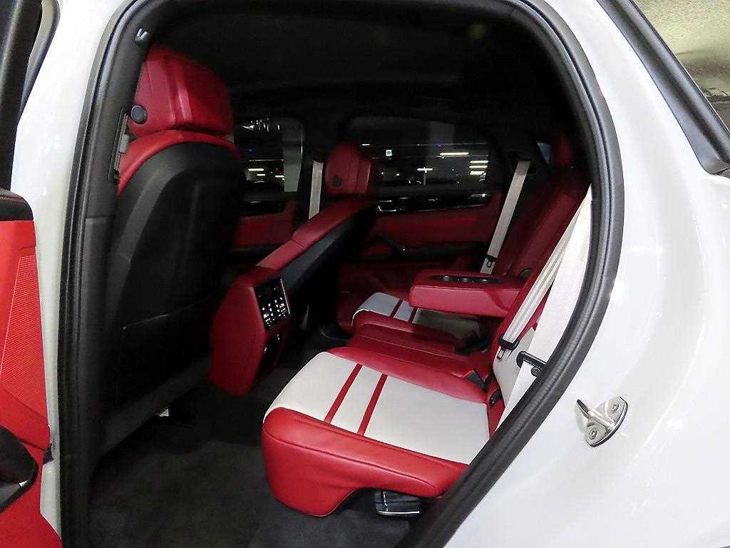 Porsche Cayenne - Vista 9