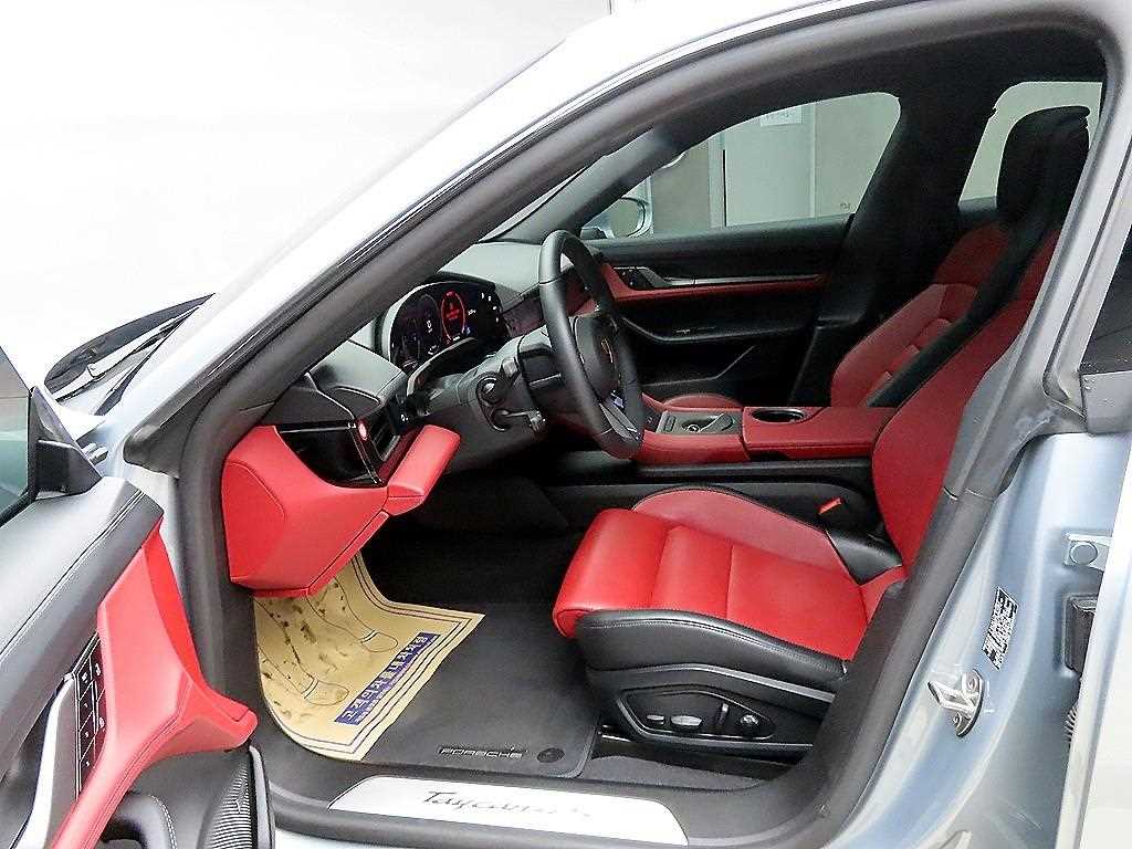 Porsche Taycan - Vista 5