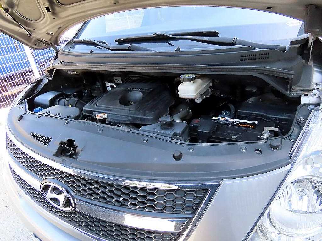 HYUNDAI Starex 2012 Gris - Importación desde Corea - HF Imports Iquique - Foto 19
