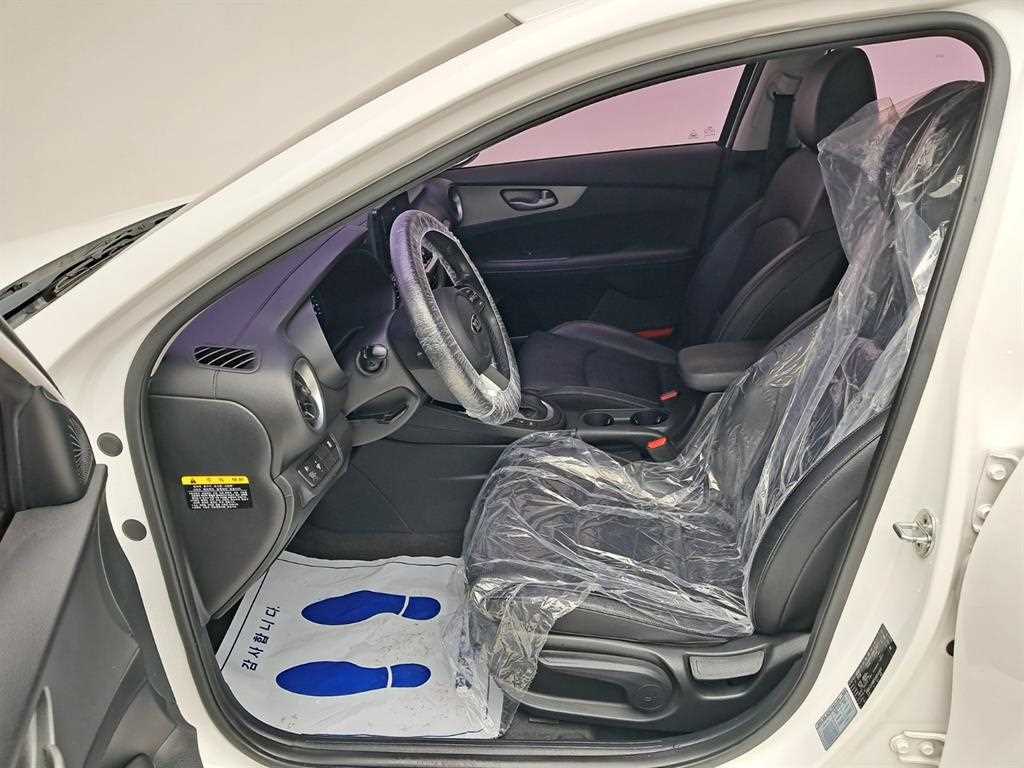 KIA K3 - Vista 11