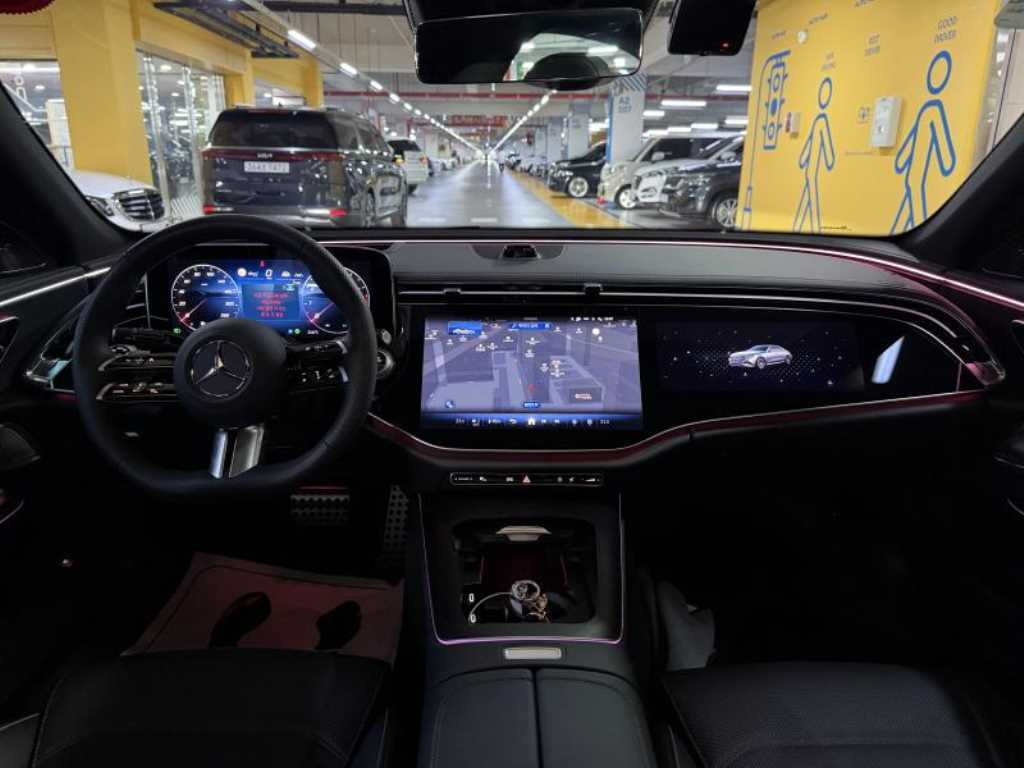 Mercedes Benz E class - Vista 6