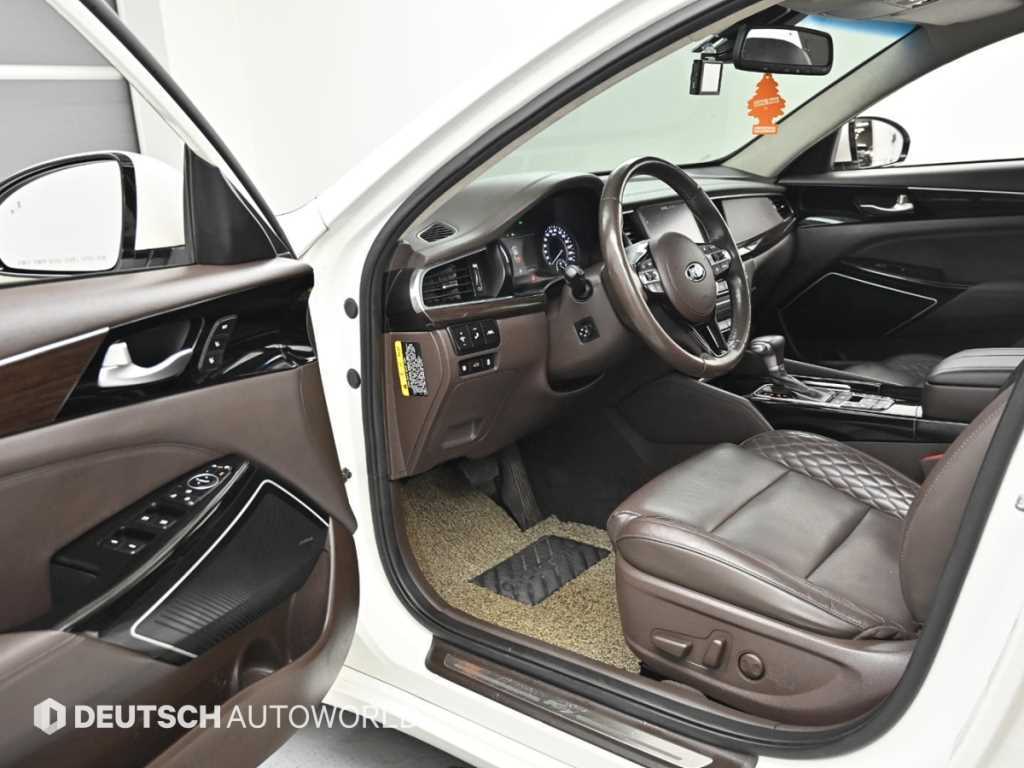 KIA K7 - Vista 10