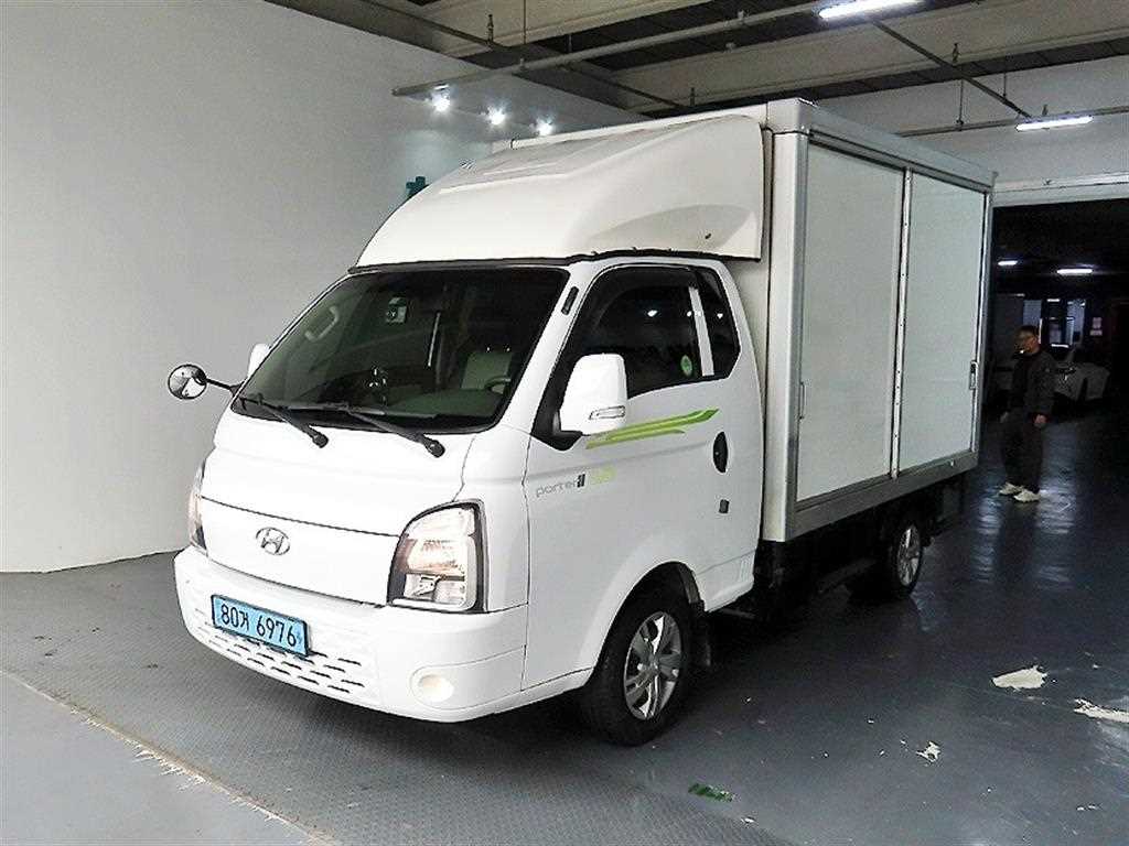 Small Truck Cargo (small) - Vista 2
