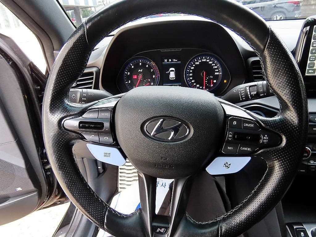 HYUNDAI Veloster - Vista 8