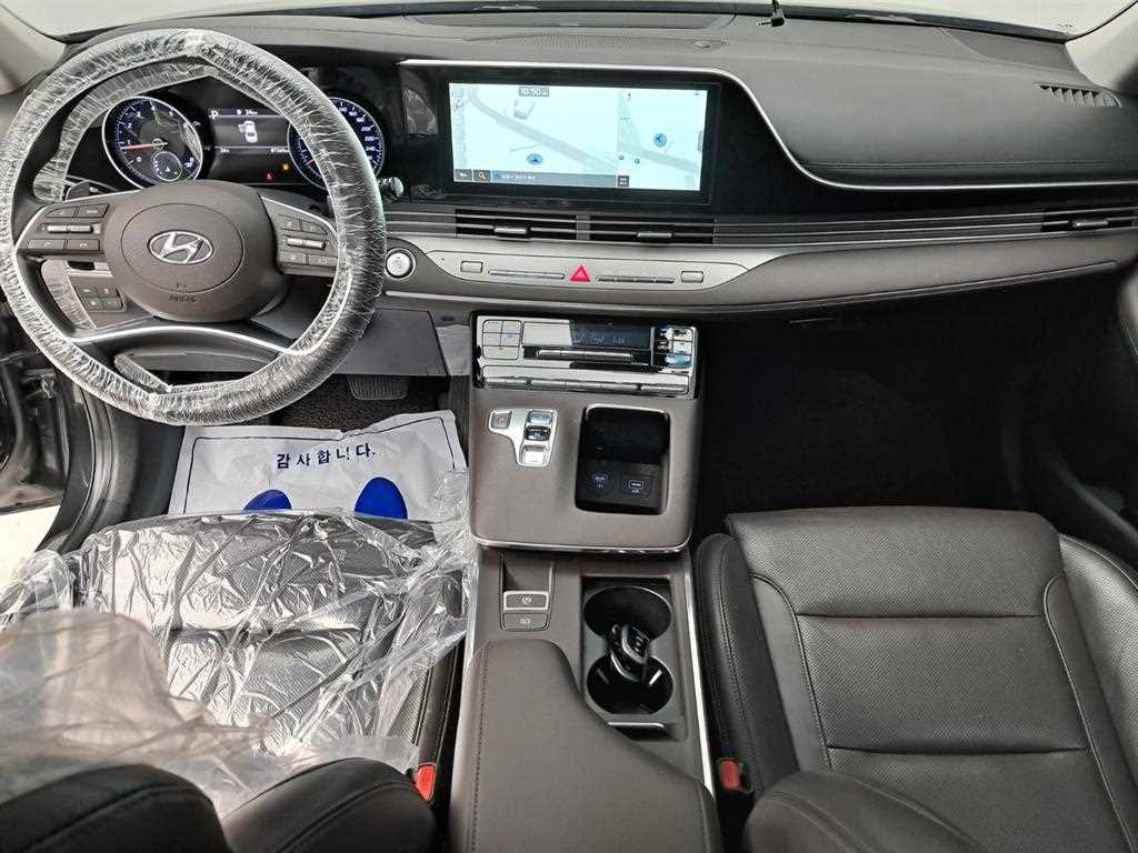 HYUNDAI Grandeur - Vista 6