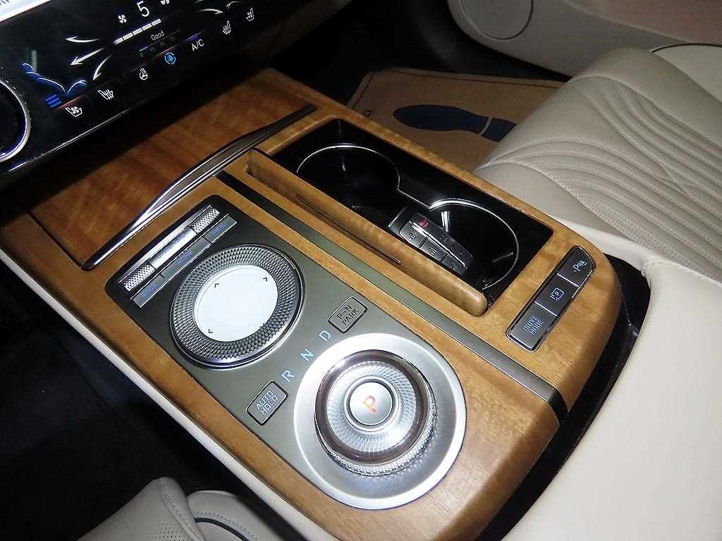 Genesis G80 - Vista 12