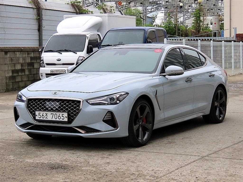 Genesis G70 - Vista 2