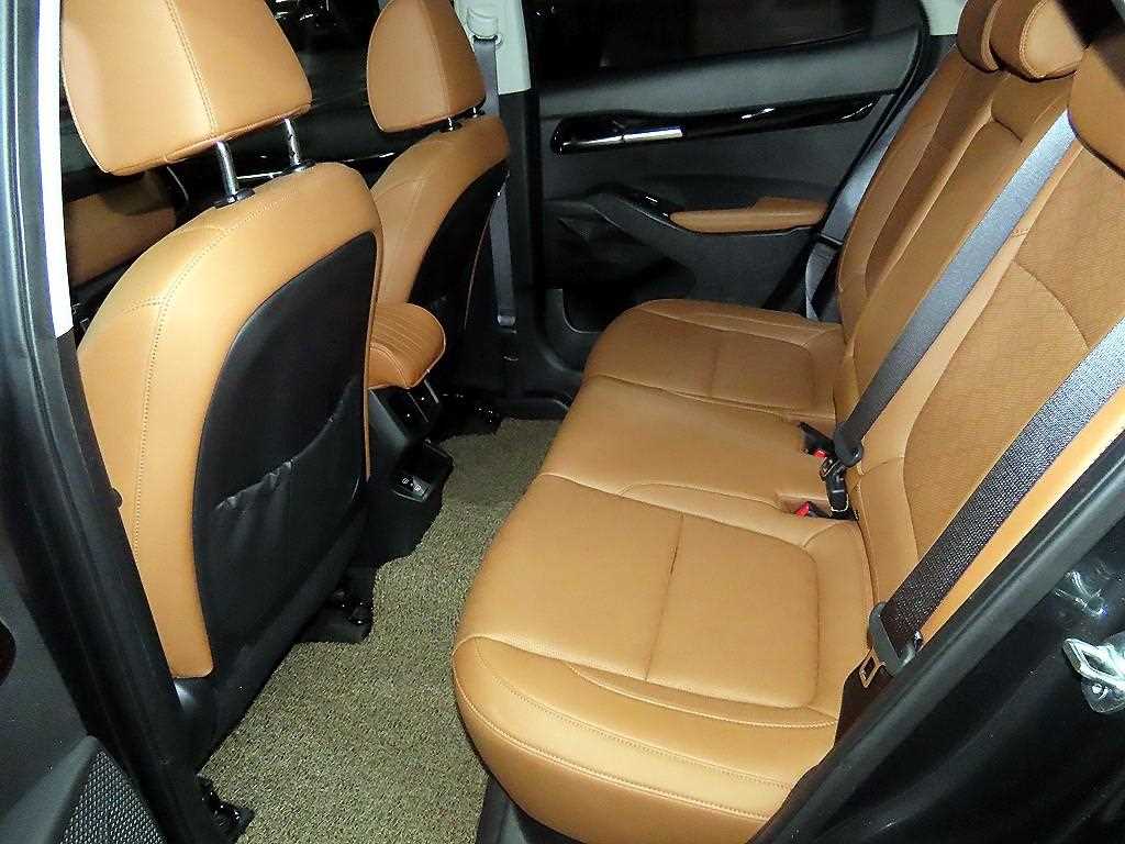 KIA Seltos - Vista 7