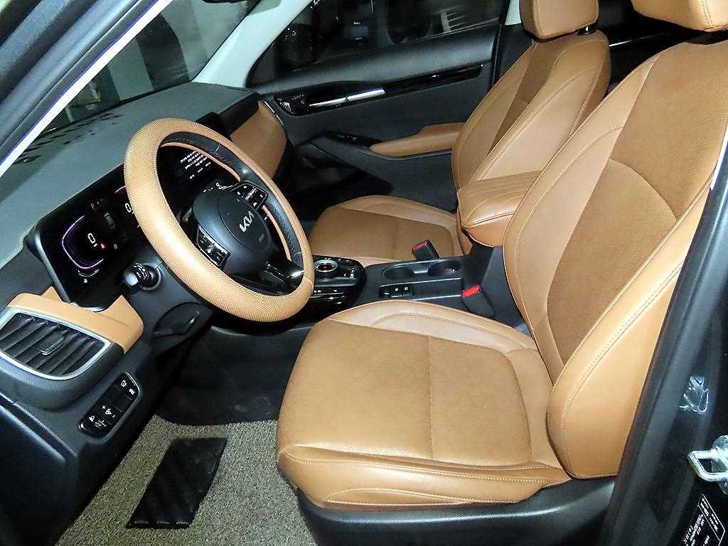 KIA Seltos - Vista 6