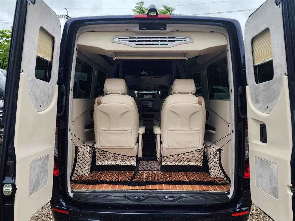 Mercedes Benz Sprinter - Vista 10