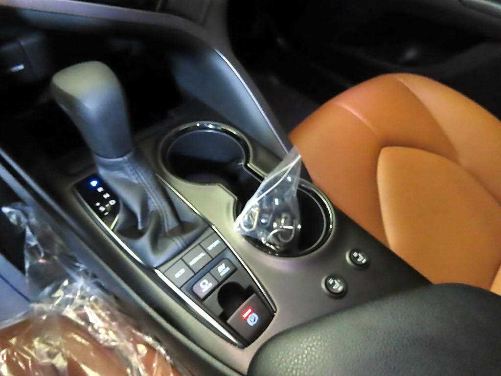 Toyota Camry - Vista 12