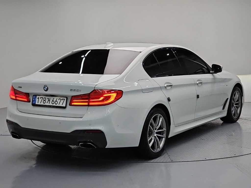 BMW 5 Series - Vista 4