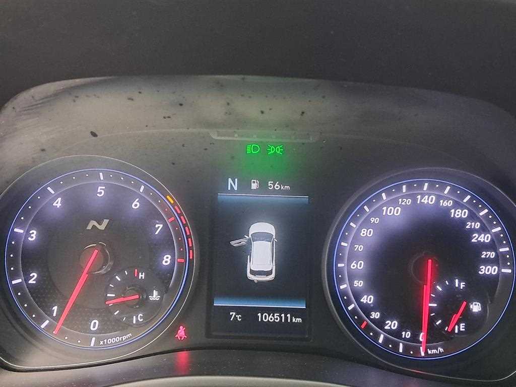 HYUNDAI Veloster - Vista 8
