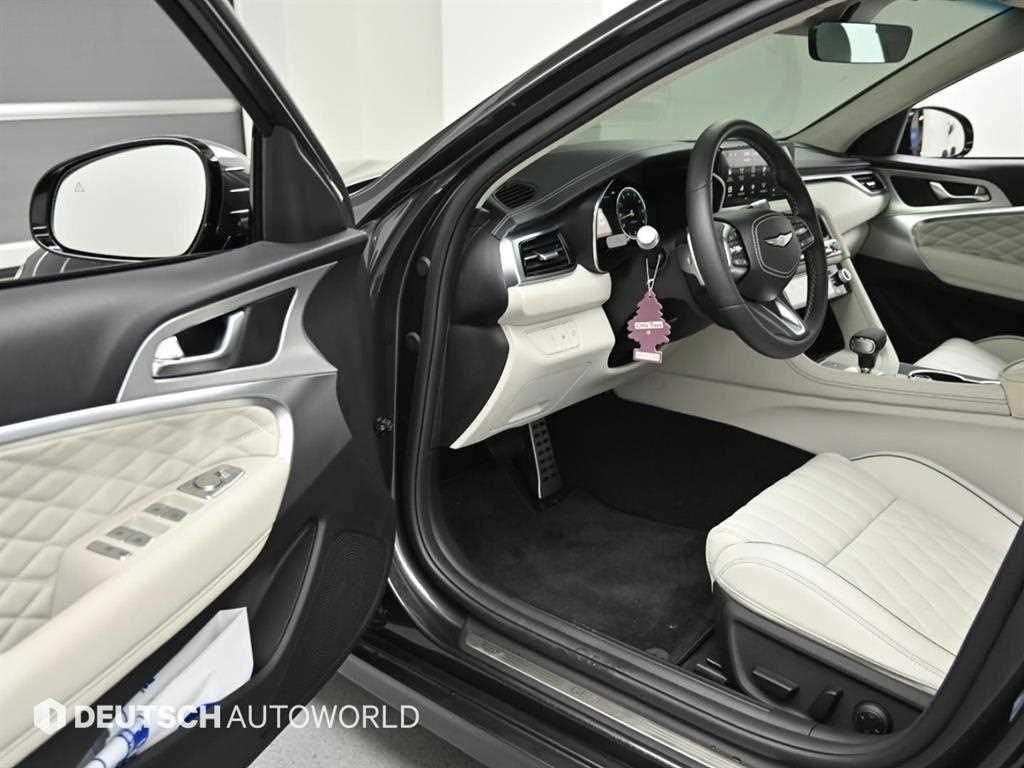 Genesis G70 - Vista 11