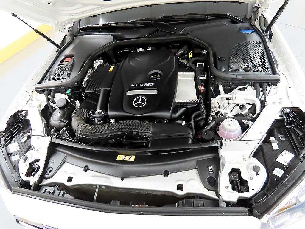 Mercedes Benz E class 2021 Blanco - Importación desde Corea - HF Imports Iquique - Foto 19