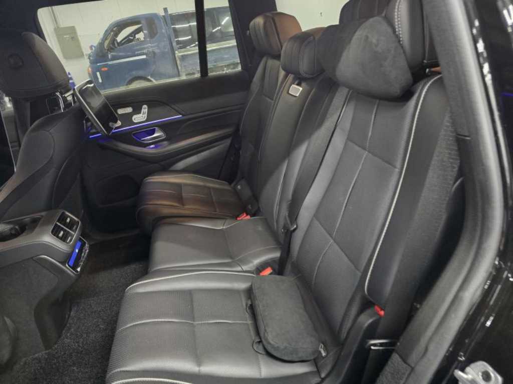 Mercedes Benz GLS Class - Vista 7