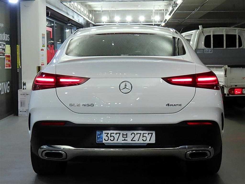 Mercedes Benz GLE Class - Vista 5