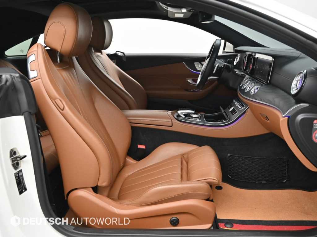 Mercedes Benz E class - Vista 10