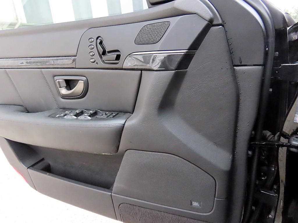 KIA Opirus - Vista 11